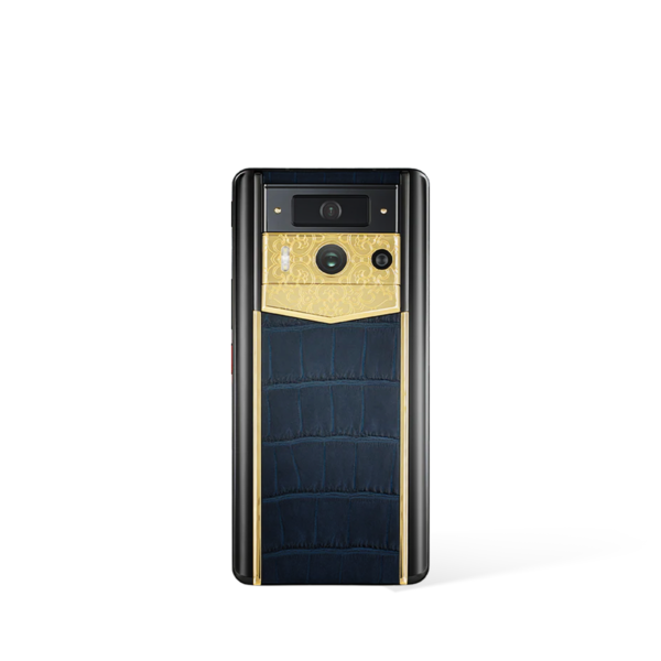Metavertu Max Alligator Engraved Gold Plate